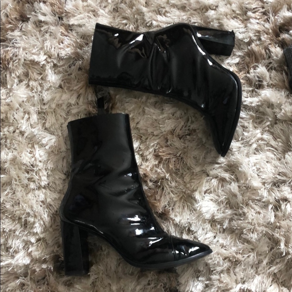 Black shiny booties